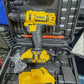Dewalt aku busilica srafilica 24v sa 2 baterije i priborom