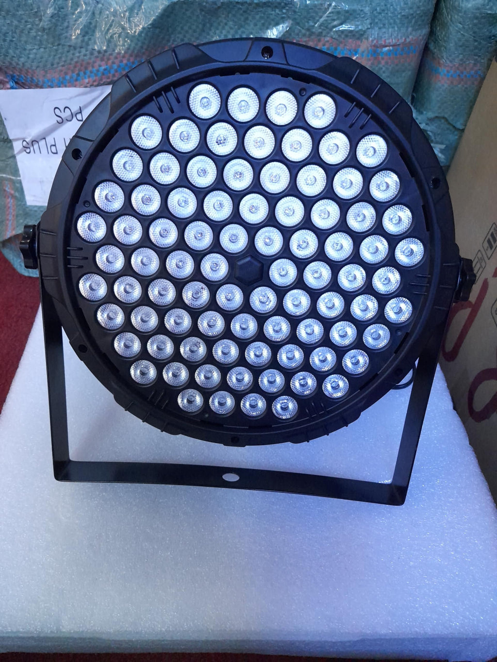 Led parka 84 dioda rasveta Parke 84 dioda RGB