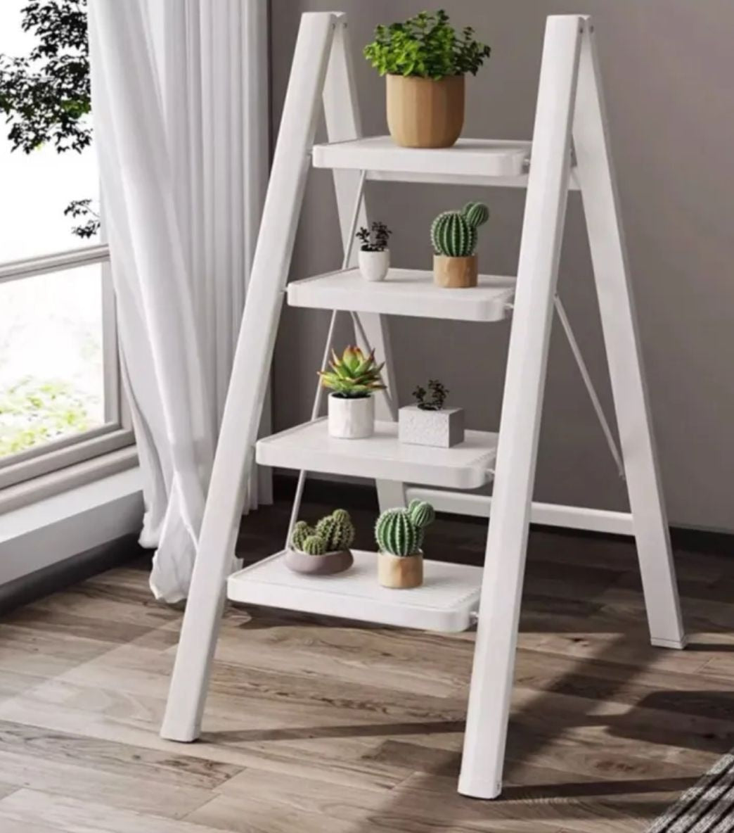 Sklopive merdevine sa 4 stepenika – stabilne, lagane i praktične