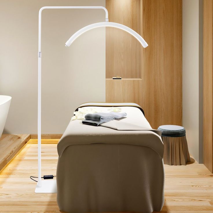 Podna Lampa za Kozmetičke PRO Tretmane – Moon LED Light 28"