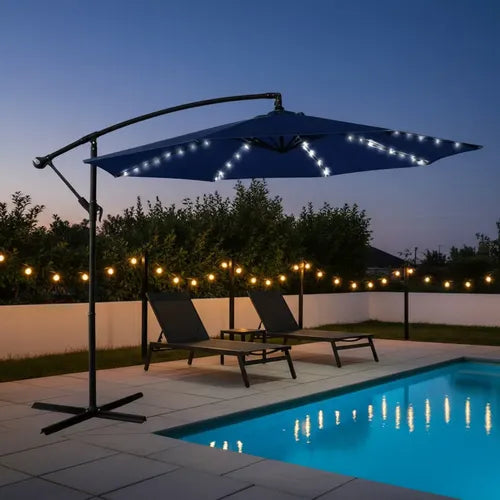 Solarni Baštenski Suncobran sa LED Svetlom i Nagibom – Idealno za Terasu i Večernje Uživanje