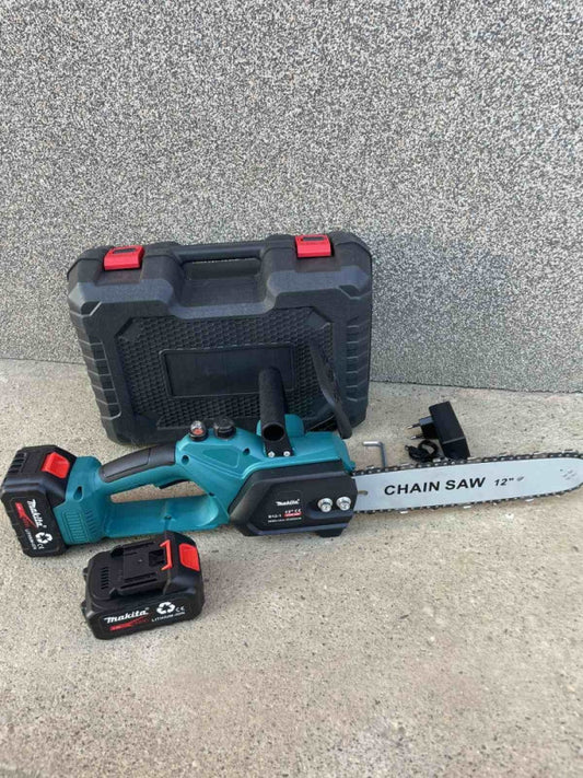 Makita aku lancana testera 128v sa dve baterije
