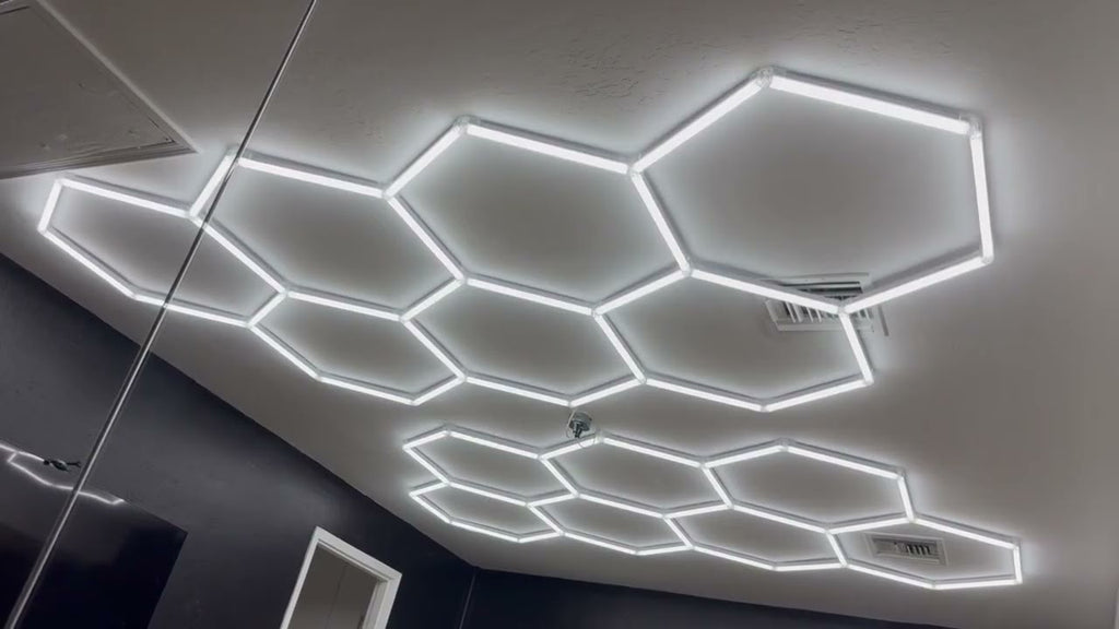 Megalight Hexagonalna LED Rasveta za Garažu – Ultra Jako Profesionalno Osvetljenje za Servise, Radionice i Detailing