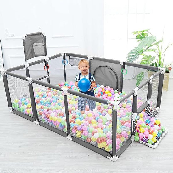 Ogradica za bebe sa lopticama golom i kosem